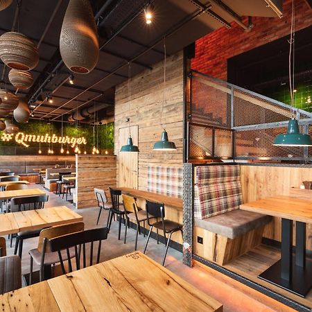 Riku Hotel Ройтлинген Екстериор снимка